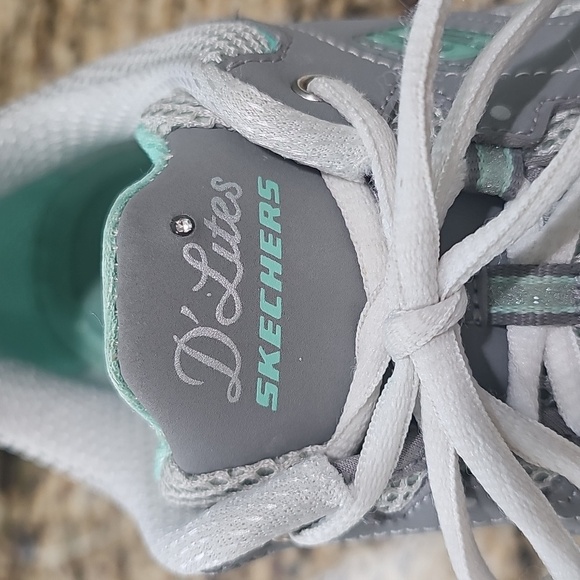 SKECHERS D'LITES LIFE SAVER SNEAKER - Picture 8 of 12